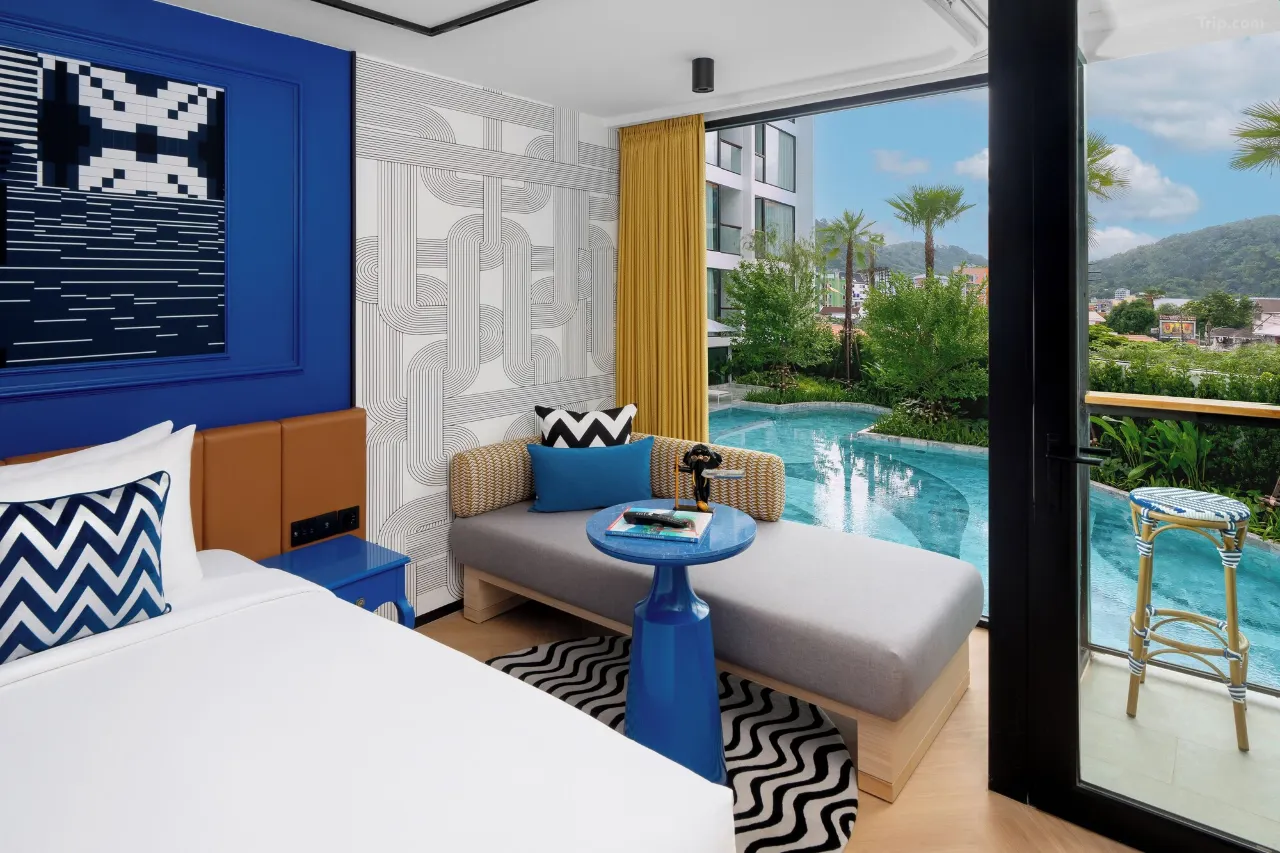 TRIBE Phuket Patong by Accor 芮族基礎房泳池景