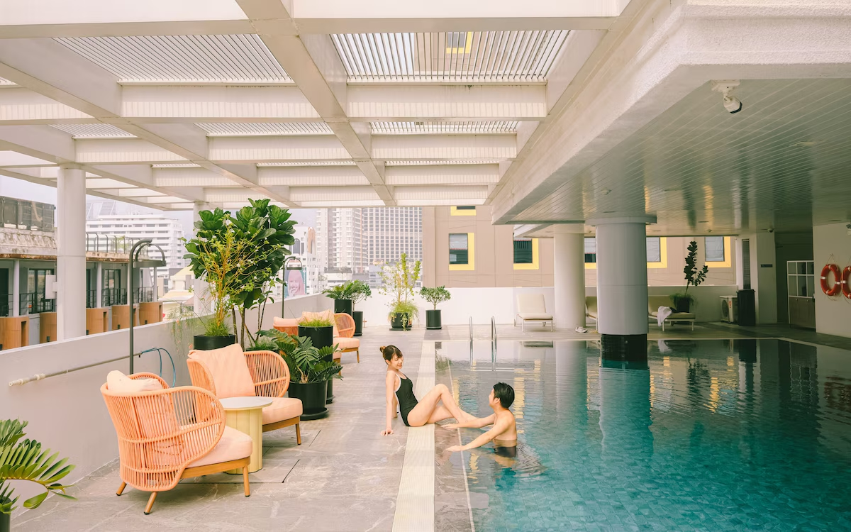 PARKROYAL Suites Bangkok酒店室外泳池