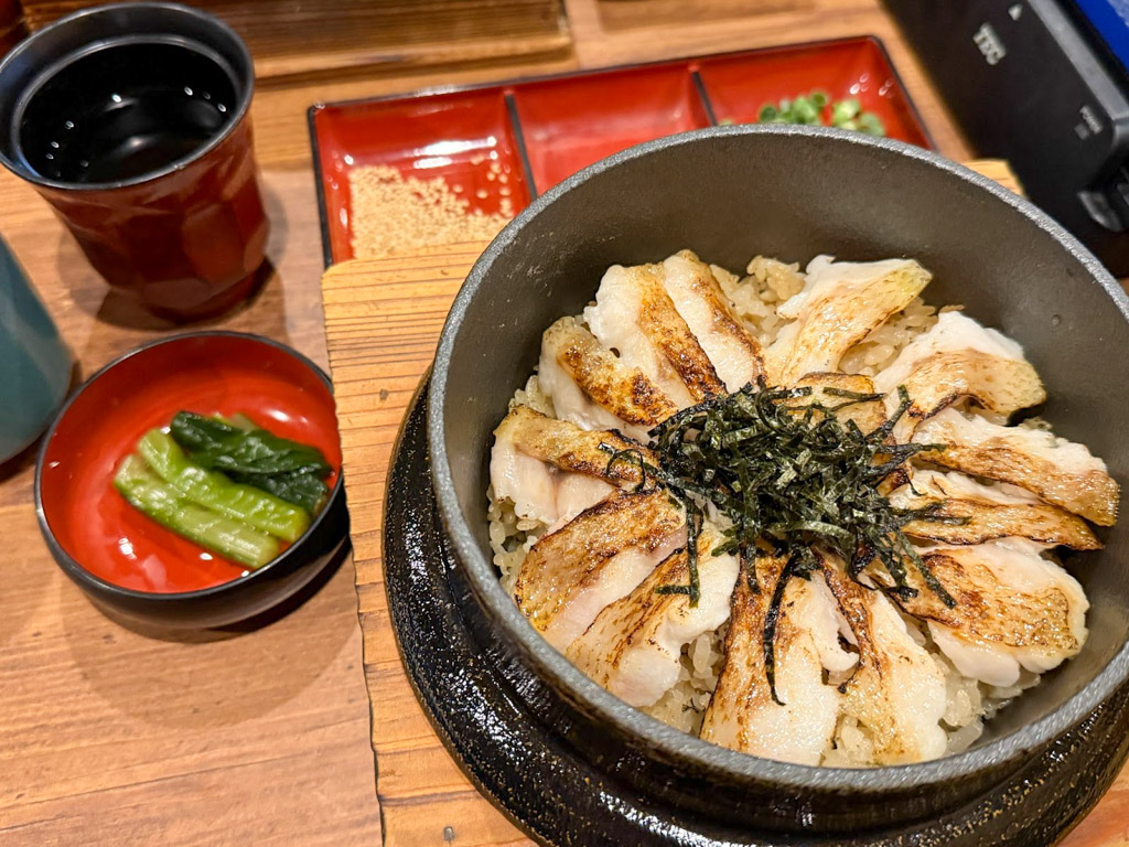 喉黑魚飯本舗 itaru