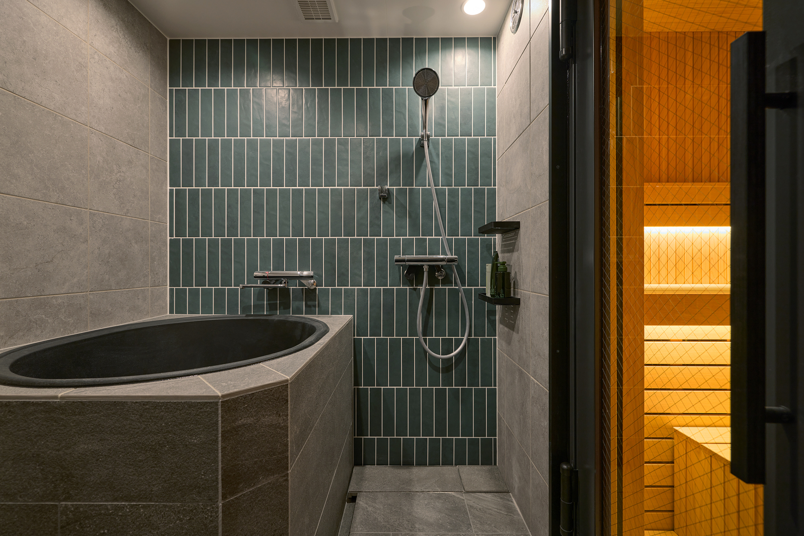 BASE LAYER HOTEL NAGOYA NISHIKI桑拿雙人房