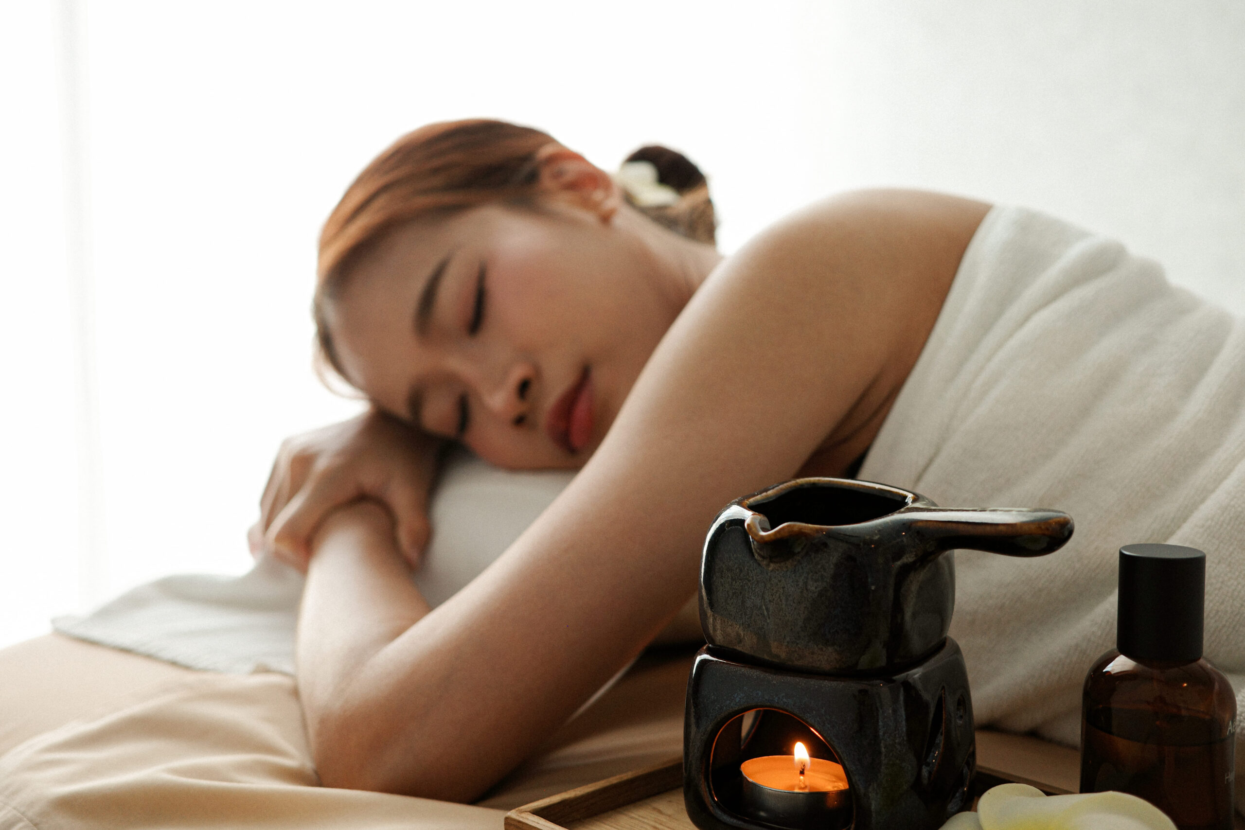 KLINIQ WELLNESS SPA_Holistic Relaxing Massage 2