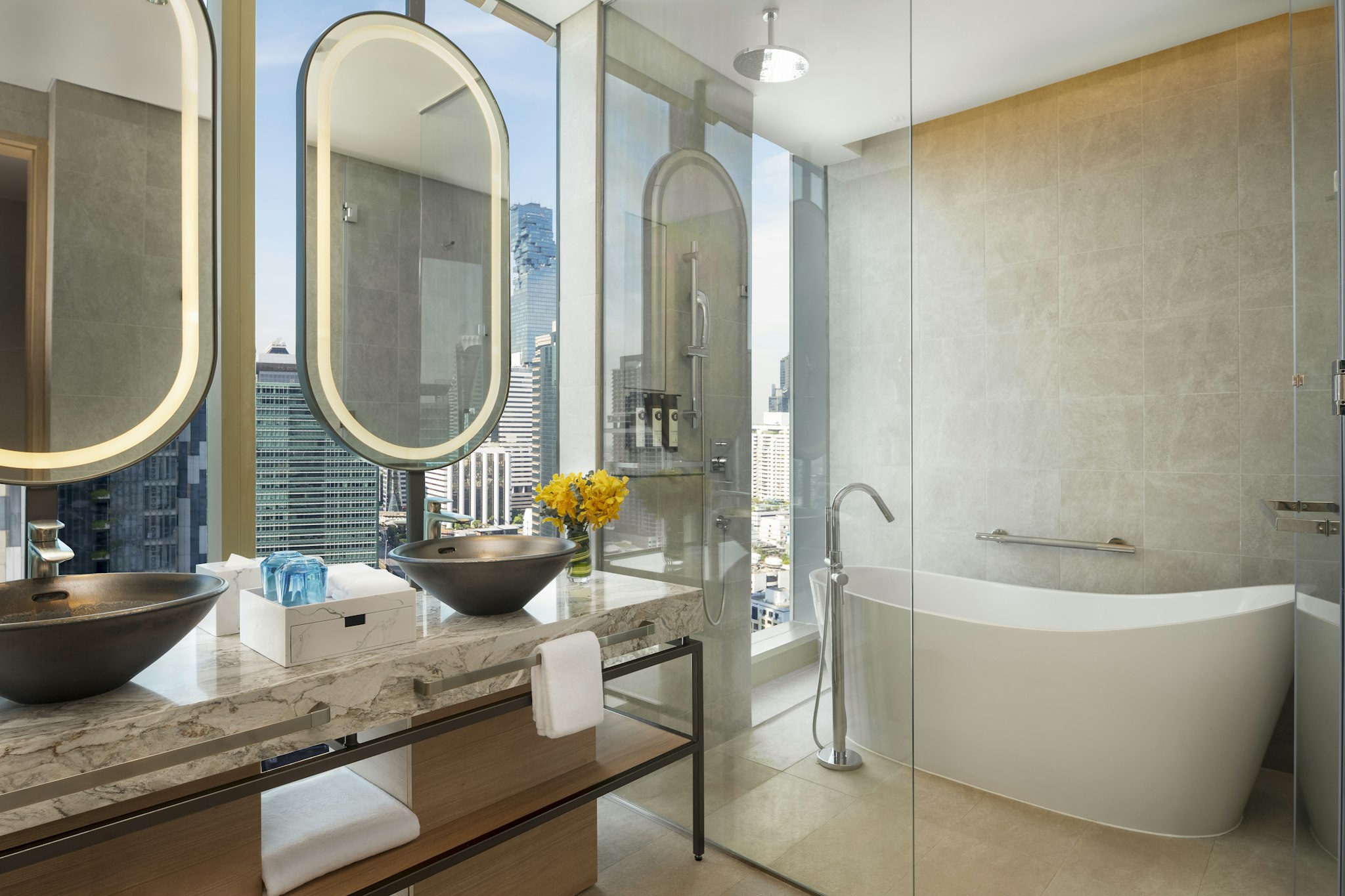 Grand Nikko Bangkok Sathorn Premier Corner King Bed 