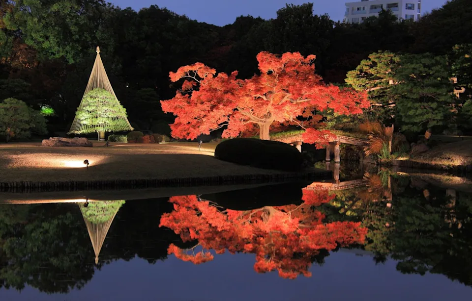 六義園